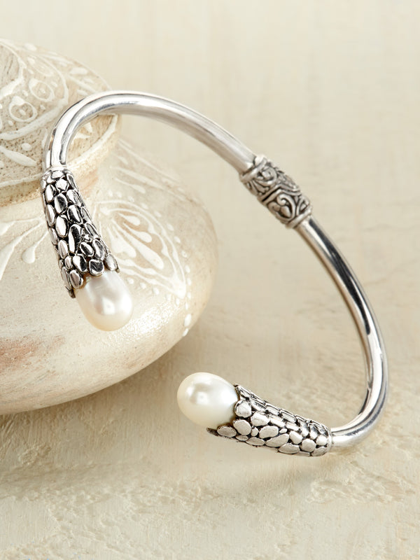 Balinese Magic Pearl Bracelet