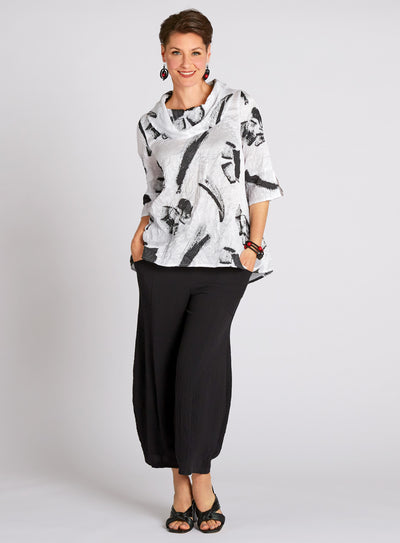 Black Ink Airflow Tunic Outfit