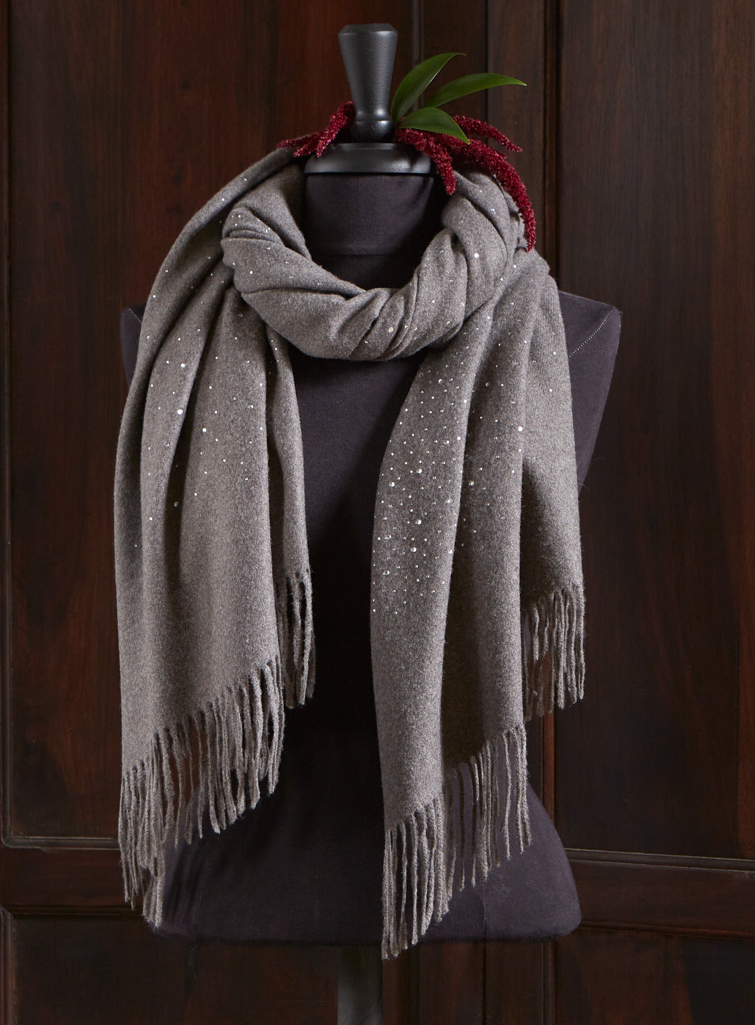 Chamvino 2 Pcs multi-purpose Rhinestone scarf buckle for ladies