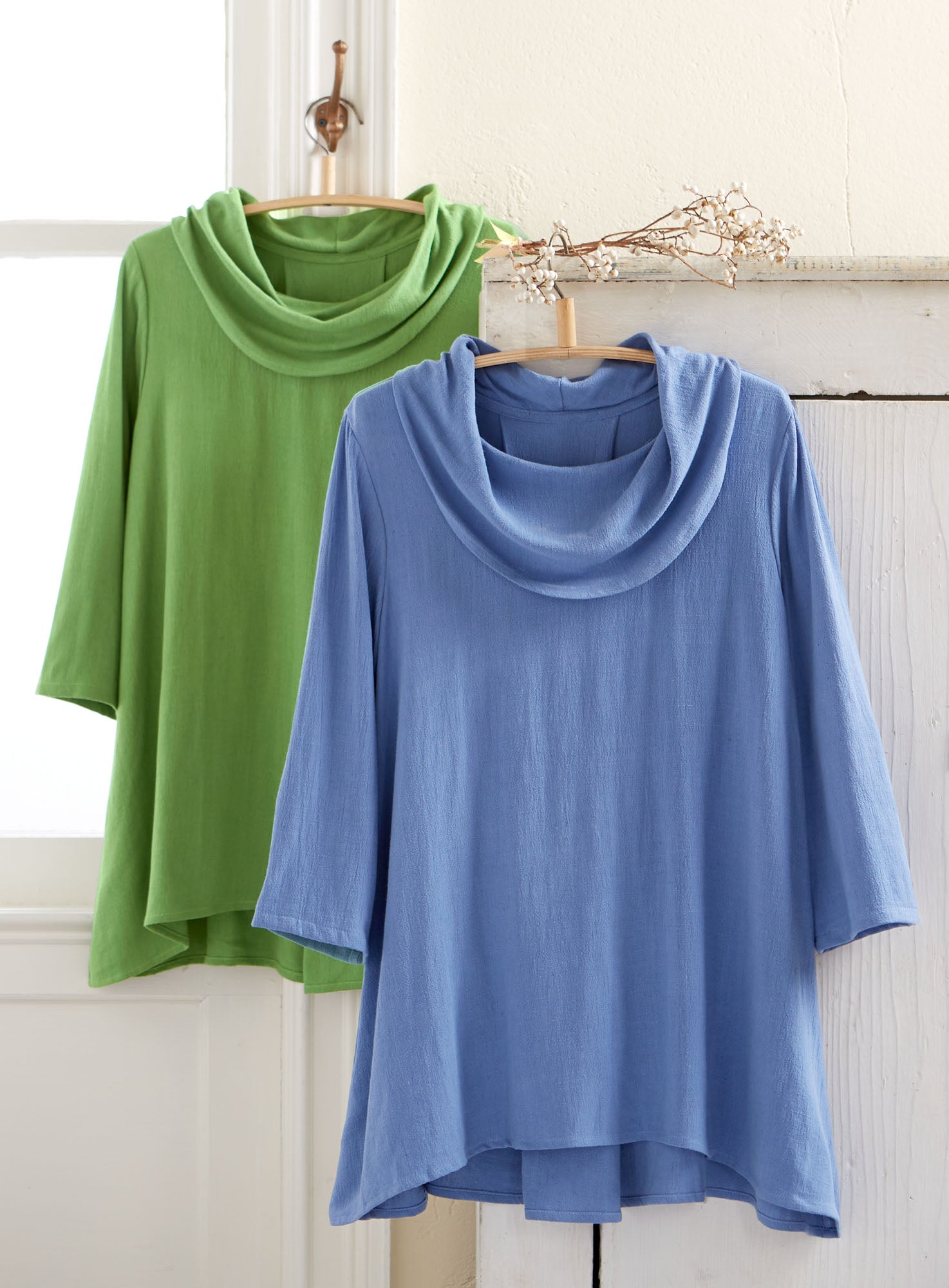 Linen-Blend Airflow Tunic | Petalura Linen-Blend Airflow Tunic | Petalura
