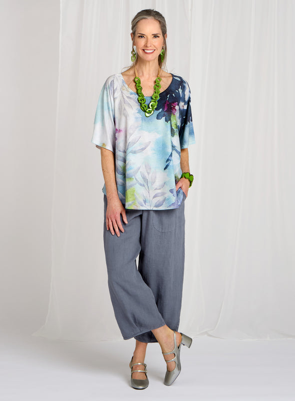 Sun Prints and Essential Linen Outfit