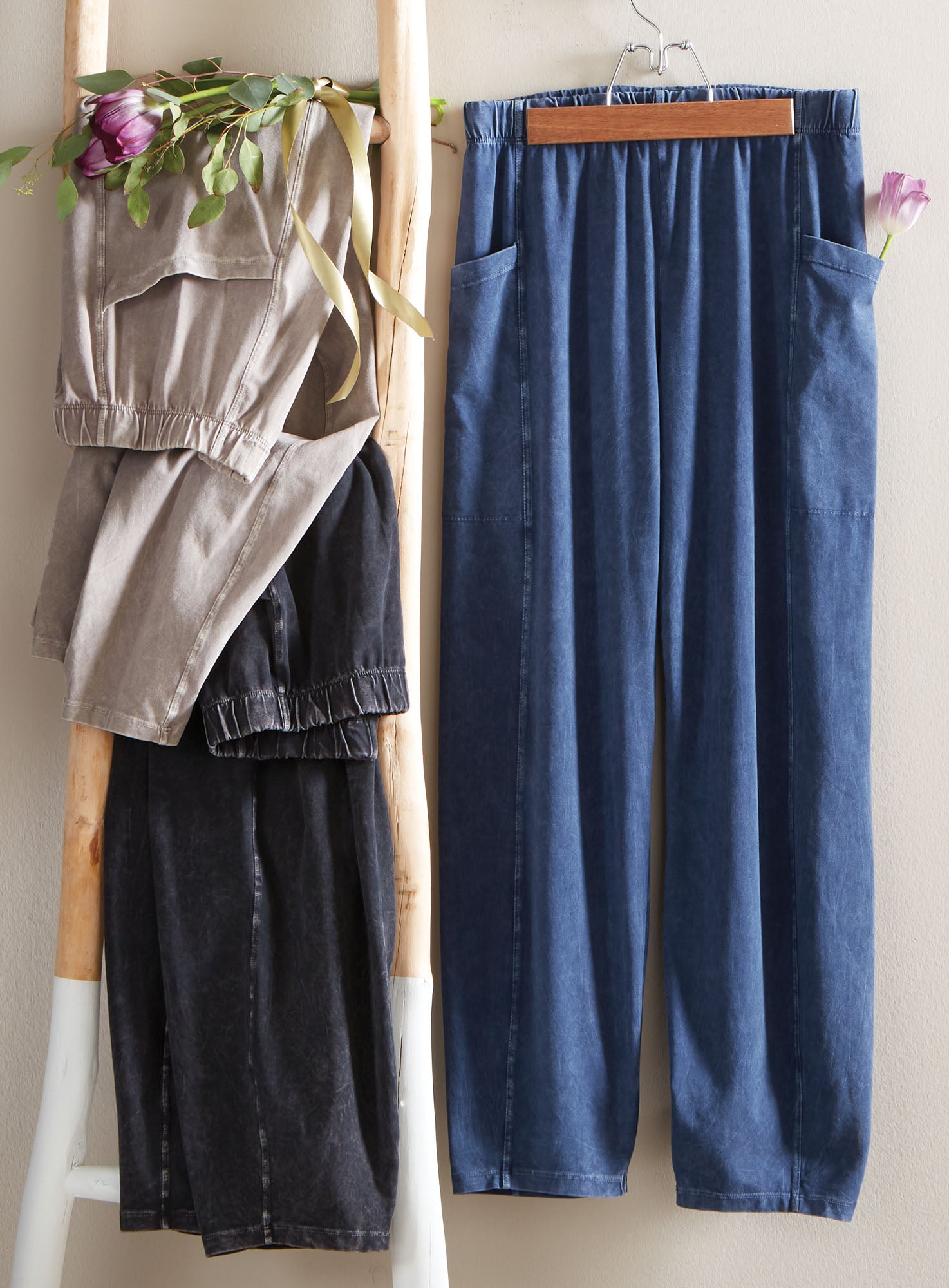 Day to Night Side Pocket Pants | Petalura
