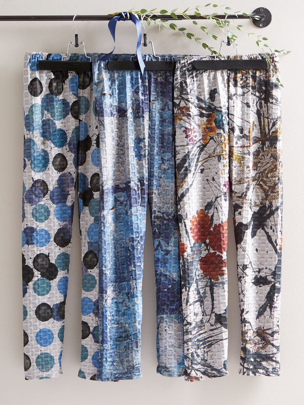 Jump for Joy Embossed Leggings - Gray