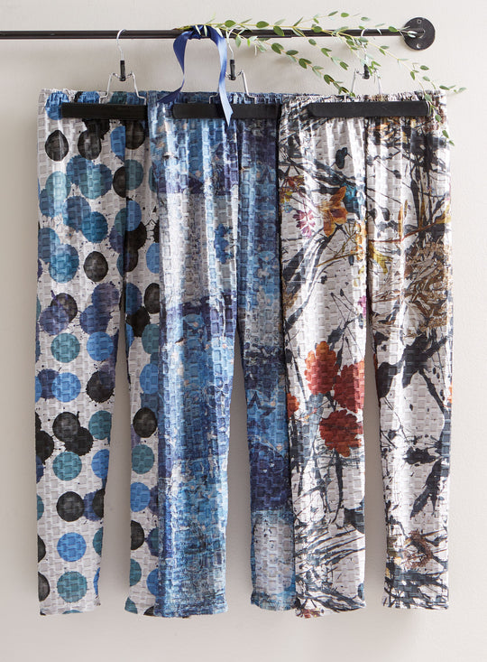 Jump for Joy Embossed Leggings - Gray FINAL SALE (No Returns)