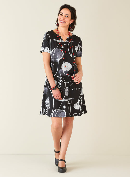 Chalkboard and Red Alert Outfit