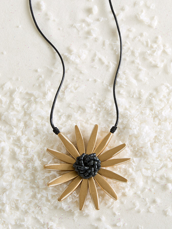 Petalburst Pendant Necklace