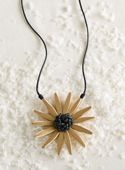 Petalburst Pendant Necklace