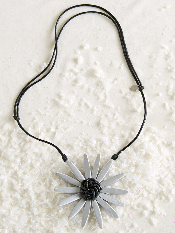 Petalburst Pendant Necklace