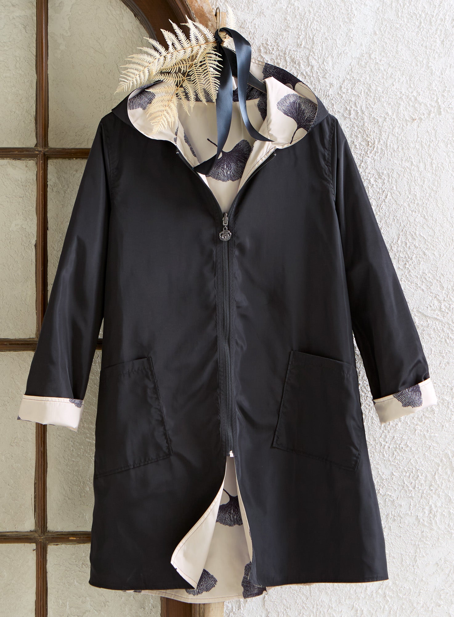 ohta 20SS reversible rain coat アイボリーM Cloudcover Reversible Raincoat – Ginkgo Grove | Petalura