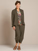 Texture Frond and Center Outfit
