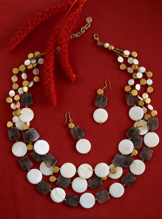 Smoke and Moonlight Necklace and Earrings Set