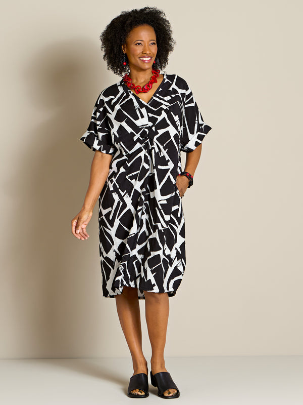 twist front dress Cutout Gown with Tiered Ruffles 47898 time offers LASCANA Women's Twist Front Dress