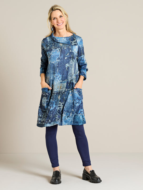 P90010 - Splashy Stars Tunic Outfit