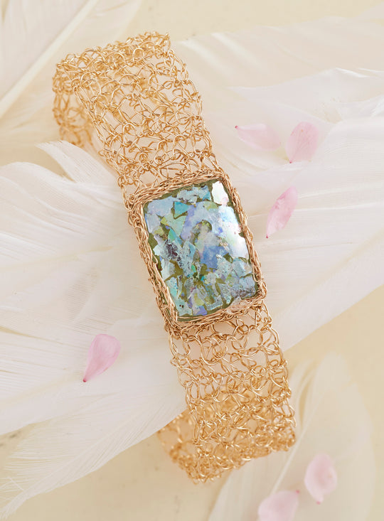 Roman Glass Gold Thread Bracelet