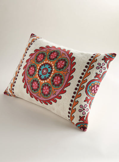 Kashmiri Crewel Pillow – Mandalas