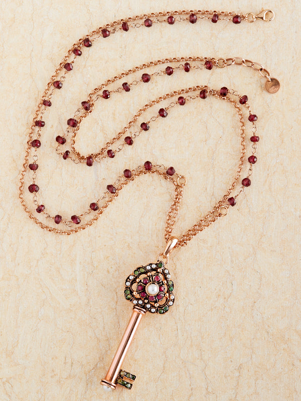 Rose Gold Chiave Necklace