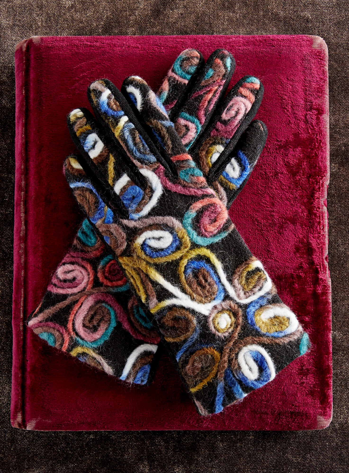 Embroidered Flower Touch Screen Gloves | Petalura