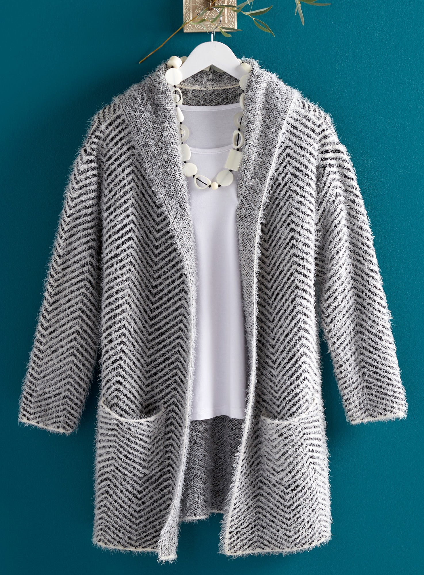 Herringbone Fuzzy Cardigan | Petalura