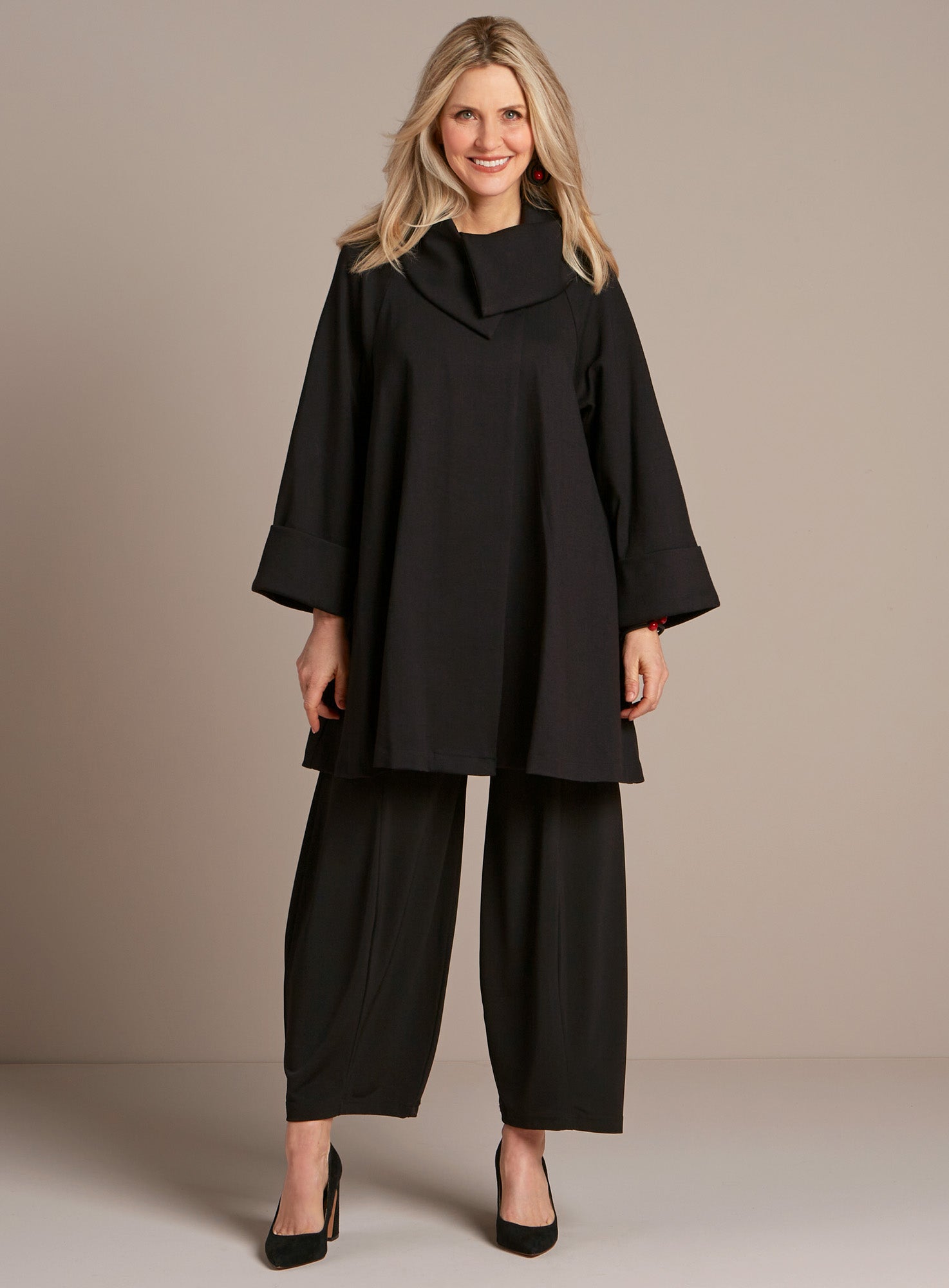 A New Slant Swing Jacket Outfit - Black | Petalura